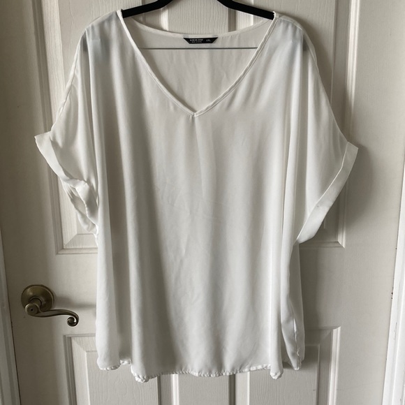 Blouse - Picture 1 of 4